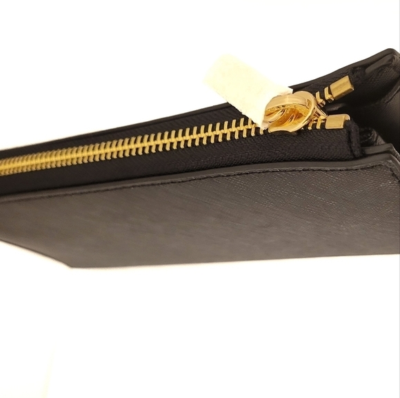 Flash Sale! Michael Kors Saffiano Leather Wallet - Picture 3 of 4